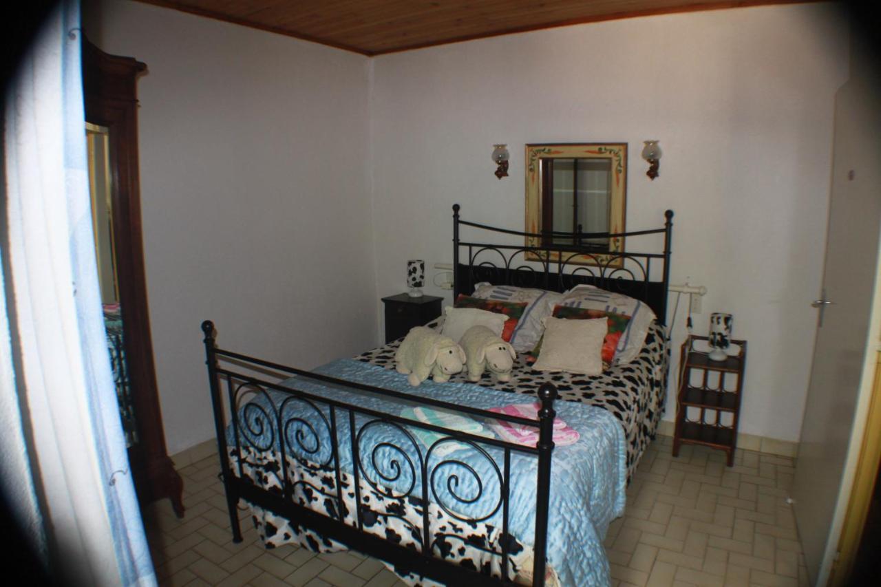 Les Ecureuils Villa Saint-Priest  Exterior foto